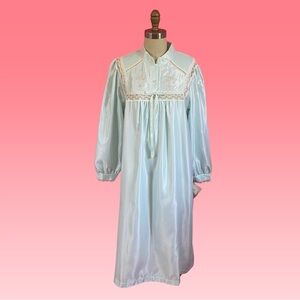 *NWT* Vintage 70s/80s Coquette Lace Embroidered Night Gown Ribbon CHARMING Small